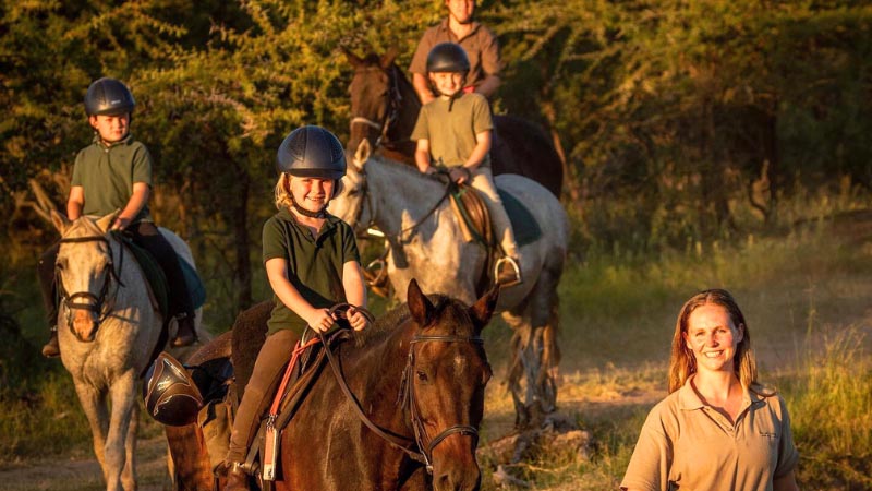 hoseback riding and safari with kids in turkler