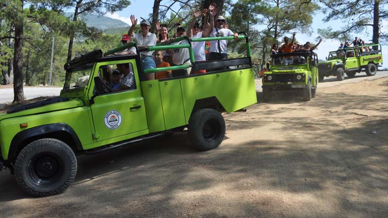 jeep-safari-sapadere canyon from turkler
